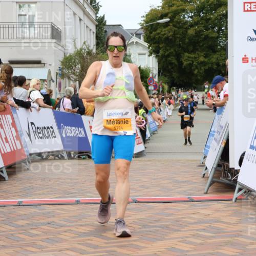 31.08.2025 - 21. Blankeneser Heldenlauf Strokosch-Dieckow http://msf.ph/oto/8699298 31.08.2025 12:45:21 Ziel 5164, 5724, 5286 meine-sportfotos.de