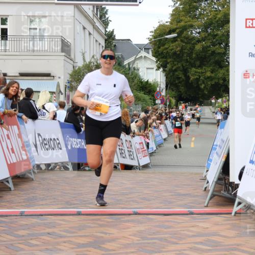 31.08.2025 - 21. Blankeneser Heldenlauf Strokosch-Dieckow http://msf.ph/oto/8699352 31.08.2025 12:57:07 Ziel 5643 meine-sportfotos.de