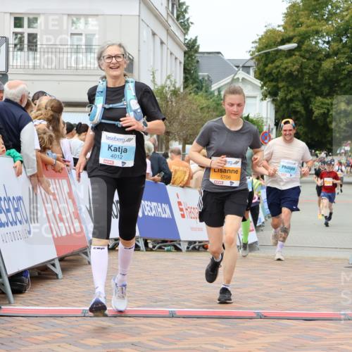 31.08.2025 - 21. Blankeneser Heldenlauf Strokosch-Dieckow http://msf.ph/oto/8699355 31.08.2025 12:44:47 Ziel 5706, 5053, 4262, 4263, 4087, 4088, 4012 meine-sportfotos.de
