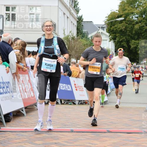 31.08.2025 - 21. Blankeneser Heldenlauf Strokosch-Dieckow http://msf.ph/oto/8699357 31.08.2025 12:44:47 Ziel 5706, 5053, 4262, 4263, 4087, 4088, 4012 meine-sportfotos.de