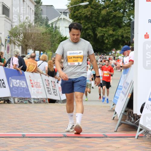 31.08.2025 - 21. Blankeneser Heldenlauf Strokosch-Dieckow http://msf.ph/oto/8699384 31.08.2025 12:44:38 Ziel 5300 meine-sportfotos.de