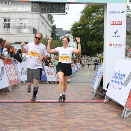 31.08.2025 - 21. Blankeneser Heldenlauf Strokosch-Dieckow http://msf.ph/oto/8699406 31.08.2025 12:56:40 Ziel 5732, 5731, 5484, 5485, 5014, 5702 meine-sportfotos.de
