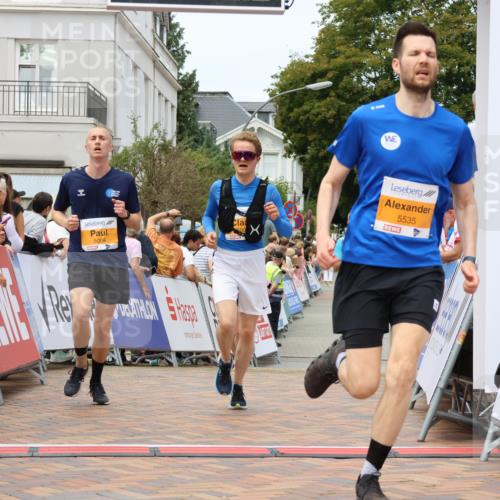 31.08.2025 - 21. Blankeneser Heldenlauf Strokosch-Dieckow http://msf.ph/oto/8699435 31.08.2025 12:44:23 Ziel 5535, 5009, 5448, 5326, 5443 meine-sportfotos.de
