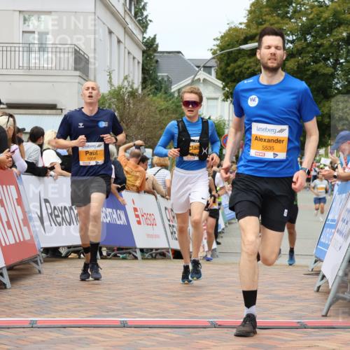31.08.2025 - 21. Blankeneser Heldenlauf Strokosch-Dieckow http://msf.ph/oto/8699444 31.08.2025 12:44:22 Ziel 5535, 5009, 5326, 5443 meine-sportfotos.de