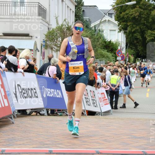 31.08.2025 - 21. Blankeneser Heldenlauf Strokosch-Dieckow http://msf.ph/oto/8699459 31.08.2025 12:44:07 Ziel 5458 meine-sportfotos.de