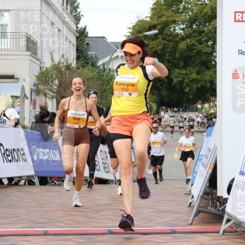 31.08.2025 - 21. Blankeneser Heldenlauf Strokosch-Dieckow http://msf.ph/oto/8699463 31.08.2025 12:56:33 Ziel 5001, 5052, 5484, 5485, 5014, 5702 meine-sportfotos.de