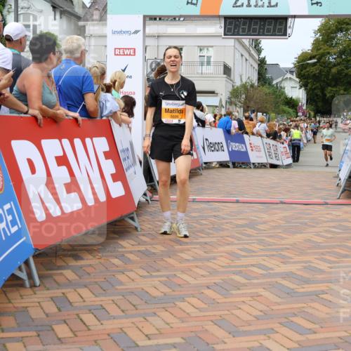31.08.2025 - 21. Blankeneser Heldenlauf Strokosch-Dieckow http://msf.ph/oto/8699536 31.08.2025 12:43:13 Ziel 5686, 5607 meine-sportfotos.de