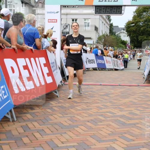 31.08.2025 - 21. Blankeneser Heldenlauf Strokosch-Dieckow http://msf.ph/oto/8699541 31.08.2025 12:43:13 Ziel 5686, 5607 meine-sportfotos.de