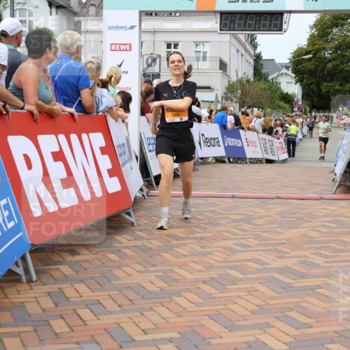 31.08.2025 - 21. Blankeneser Heldenlauf Strokosch-Dieckow http://msf.ph/oto/8699543 31.08.2025 12:43:13 Ziel 5686, 5607 meine-sportfotos.de