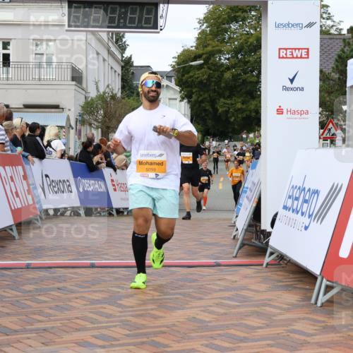 31.08.2025 - 21. Blankeneser Heldenlauf Strokosch-Dieckow http://msf.ph/oto/8699544 31.08.2025 12:56:19 Ziel 5099, 5551, 5345 meine-sportfotos.de