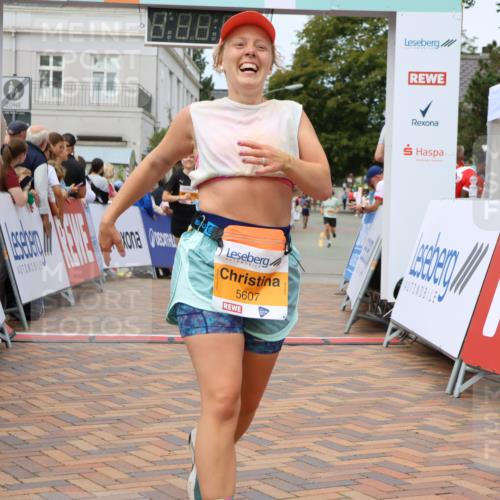 31.08.2025 - 21. Blankeneser Heldenlauf Strokosch-Dieckow http://msf.ph/oto/8699550 31.08.2025 12:43:10 Ziel 5686, 5607, 4096, 4110 meine-sportfotos.de