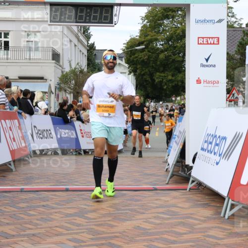 31.08.2025 - 21. Blankeneser Heldenlauf Strokosch-Dieckow http://msf.ph/oto/8699551 31.08.2025 12:56:19 Ziel 5099, 5551, 5345 meine-sportfotos.de