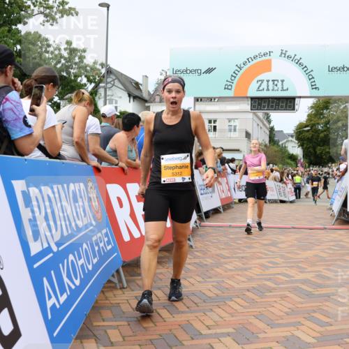 31.08.2025 - 21. Blankeneser Heldenlauf Strokosch-Dieckow http://msf.ph/oto/8699682 31.08.2025 12:42:16 Ziel 5131, 5321, 5194, 5312, 5476, 4148 meine-sportfotos.de