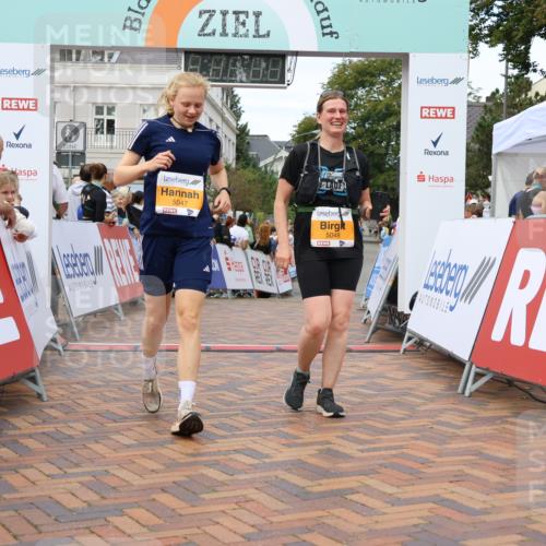 31.08.2025 - 21. Blankeneser Heldenlauf Strokosch-Dieckow http://msf.ph/oto/8699692 31.08.2025 12:55:25 Ziel 5047, 5048, 5599, 5604 meine-sportfotos.de