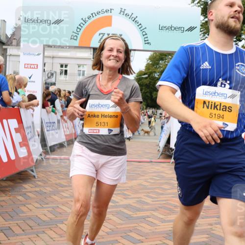 31.08.2025 - 21. Blankeneser Heldenlauf Strokosch-Dieckow http://msf.ph/oto/8699698 31.08.2025 12:42:11 Ziel 5131, 5755, 5451, 5194, 5312, 4148 meine-sportfotos.de