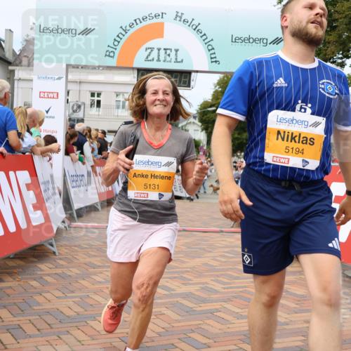 31.08.2025 - 21. Blankeneser Heldenlauf Strokosch-Dieckow http://msf.ph/oto/8699701 31.08.2025 12:42:11 Ziel 5131, 5755, 5451, 5194, 5312, 4148 meine-sportfotos.de