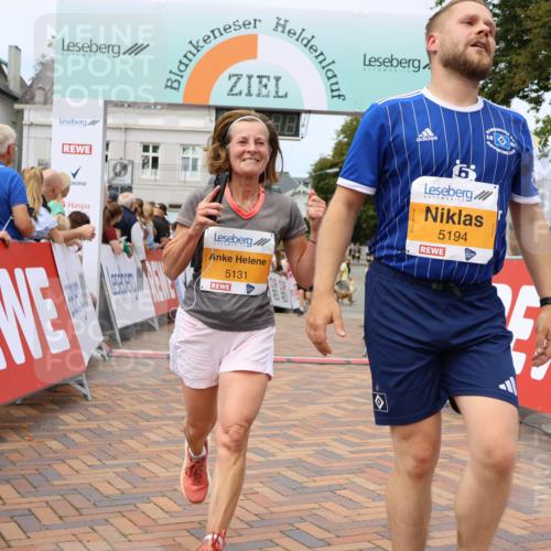 31.08.2025 - 21. Blankeneser Heldenlauf Strokosch-Dieckow http://msf.ph/oto/8699703 31.08.2025 12:42:11 Ziel 5131, 5755, 5451, 5194, 5312, 4148 meine-sportfotos.de