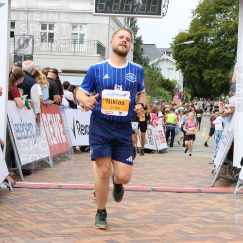 31.08.2025 - 21. Blankeneser Heldenlauf Strokosch-Dieckow http://msf.ph/oto/8699711 31.08.2025 12:42:09 Ziel 5131, 5755, 5451, 5194, 5312, 4148 meine-sportfotos.de