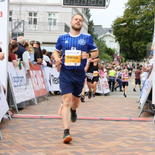31.08.2025 - 21. Blankeneser Heldenlauf Strokosch-Dieckow http://msf.ph/oto/8699715 31.08.2025 12:42:09 Ziel 5131, 5755, 5451, 5194, 5312, 4148 meine-sportfotos.de