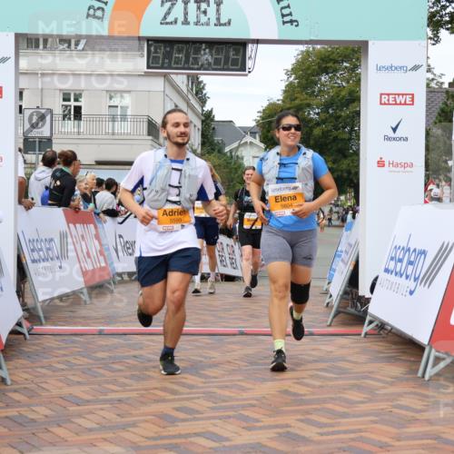 31.08.2025 - 21. Blankeneser Heldenlauf Strokosch-Dieckow http://msf.ph/oto/8699716 31.08.2025 12:55:22 Ziel 5047, 5048, 5793, 5599, 5604 meine-sportfotos.de