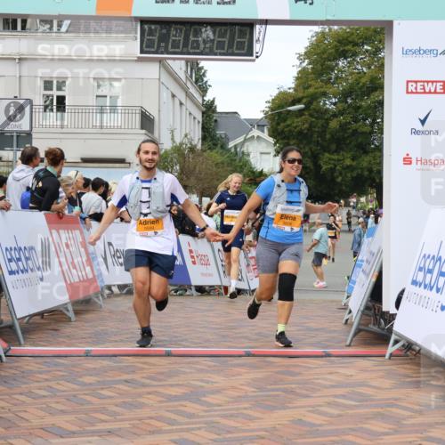 31.08.2025 - 21. Blankeneser Heldenlauf Strokosch-Dieckow http://msf.ph/oto/8699741 31.08.2025 12:55:21 Ziel 5047, 5048, 5793, 5599, 5604 meine-sportfotos.de