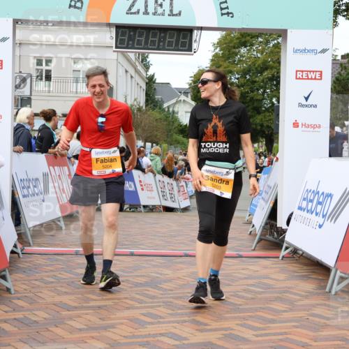 31.08.2025 - 21. Blankeneser Heldenlauf Strokosch-Dieckow http://msf.ph/oto/8699793 31.08.2025 12:54:58 Ziel 5203, 5204, 5534 meine-sportfotos.de