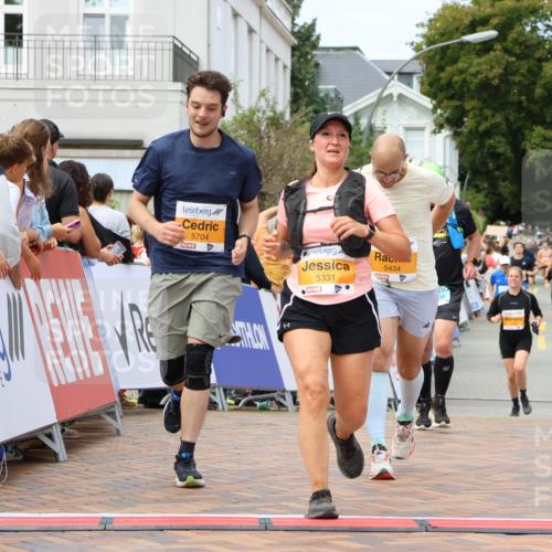 31.08.2025 - 21. Blankeneser Heldenlauf Strokosch-Dieckow http://msf.ph/oto/8699825 31.08.2025 12:41:31 Ziel 5434, 5704, 5810, 5331, 5829, 4238 meine-sportfotos.de