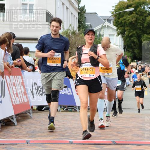 31.08.2025 - 21. Blankeneser Heldenlauf Strokosch-Dieckow http://msf.ph/oto/8699827 31.08.2025 12:41:31 Ziel 5434, 5704, 5810, 5331, 5829, 4238 meine-sportfotos.de