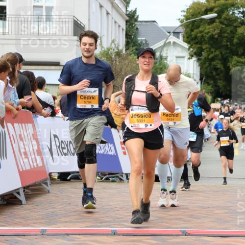 31.08.2025 - 21. Blankeneser Heldenlauf Strokosch-Dieckow http://msf.ph/oto/8699828 31.08.2025 12:41:31 Ziel 5434, 5704, 5810, 5331, 5829, 4238 meine-sportfotos.de