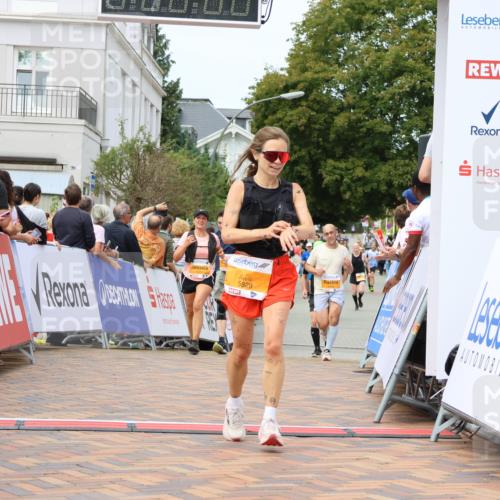 31.08.2025 - 21. Blankeneser Heldenlauf Strokosch-Dieckow http://msf.ph/oto/8699843 31.08.2025 12:41:28 Ziel 5704, 5810, 5331, 5829 meine-sportfotos.de