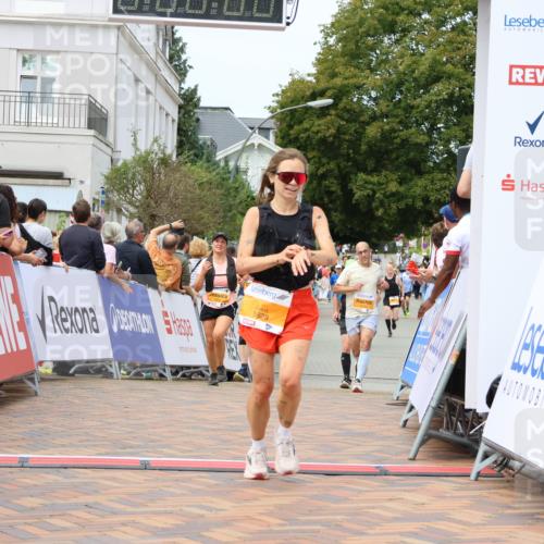31.08.2025 - 21. Blankeneser Heldenlauf Strokosch-Dieckow http://msf.ph/oto/8699845 31.08.2025 12:41:28 Ziel 5704, 5810, 5331, 5829 meine-sportfotos.de