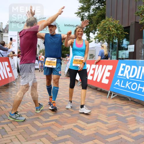 31.08.2025 - 21. Blankeneser Heldenlauf Strokosch-Dieckow http://msf.ph/oto/8699897 31.08.2025 12:41:07 Ziel 5616, 5677, 5678, 5626, 5625, 4028 meine-sportfotos.de