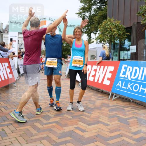 31.08.2025 - 21. Blankeneser Heldenlauf Strokosch-Dieckow http://msf.ph/oto/8699901 31.08.2025 12:41:07 Ziel 5616, 5677, 5678, 5626, 5625, 4028 meine-sportfotos.de