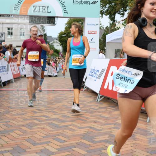 31.08.2025 - 21. Blankeneser Heldenlauf Strokosch-Dieckow http://msf.ph/oto/8699925 31.08.2025 12:41:03 Ziel 5362, 5360, 5616, 5677, 5678, 4011, 4028 meine-sportfotos.de