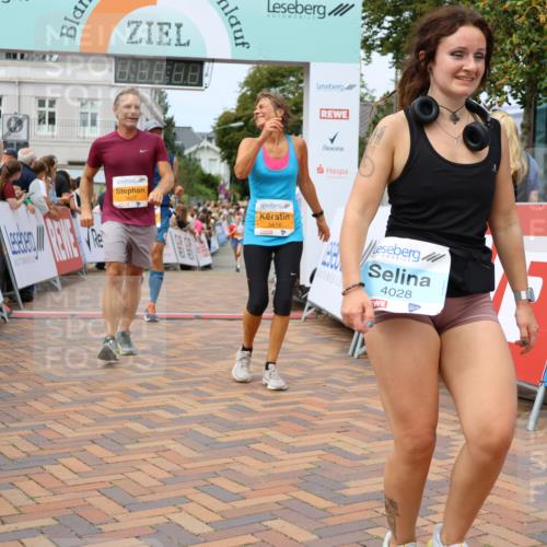 31.08.2025 - 21. Blankeneser Heldenlauf Strokosch-Dieckow http://msf.ph/oto/8699931 31.08.2025 12:41:03 Ziel 5362, 5360, 5616, 5677, 5678, 4011, 4028 meine-sportfotos.de