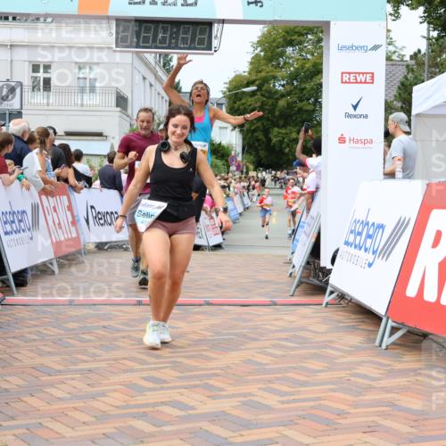 31.08.2025 - 21. Blankeneser Heldenlauf Strokosch-Dieckow http://msf.ph/oto/8699948 31.08.2025 12:41:01 Ziel 5362, 5360, 5408, 5616, 5677, 5678, 4011, 4028 meine-sportfotos.de