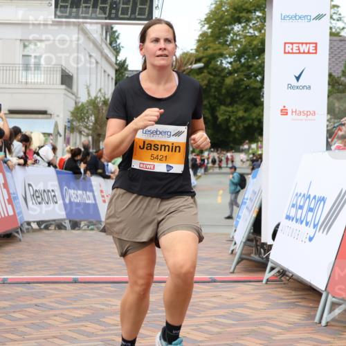 31.08.2025 - 21. Blankeneser Heldenlauf Strokosch-Dieckow http://msf.ph/oto/8699964 31.08.2025 12:53:52 Ziel 5421, 5549 meine-sportfotos.de