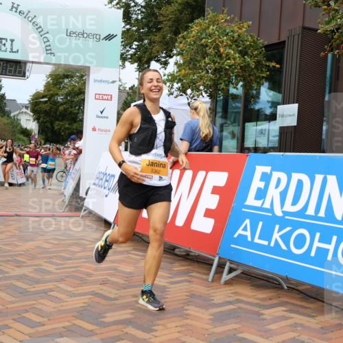 31.08.2025 - 21. Blankeneser Heldenlauf Strokosch-Dieckow http://msf.ph/oto/8699967 31.08.2025 12:40:57 Ziel 5362, 5360, 5408, 5752, 5616, 4011, 4028 meine-sportfotos.de