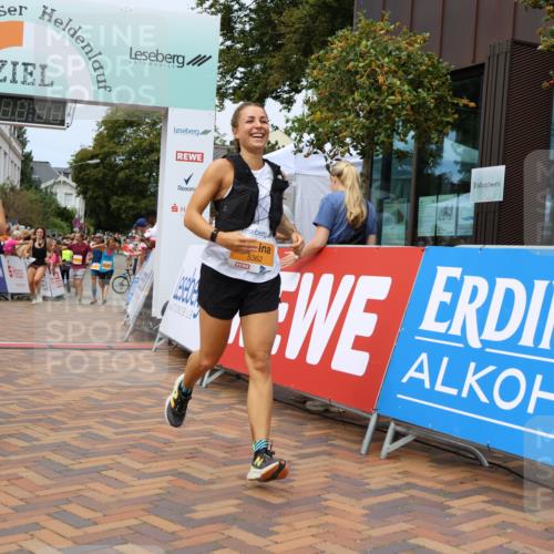 31.08.2025 - 21. Blankeneser Heldenlauf Strokosch-Dieckow http://msf.ph/oto/8699969 31.08.2025 12:40:57 Ziel 5362, 5360, 5408, 5752, 5616, 4011, 4028 meine-sportfotos.de