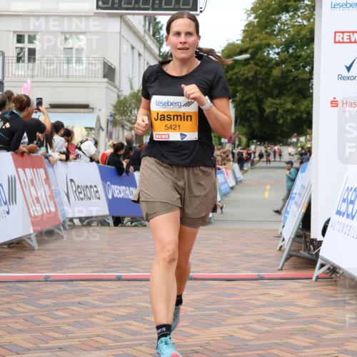 31.08.2025 - 21. Blankeneser Heldenlauf Strokosch-Dieckow http://msf.ph/oto/8699970 31.08.2025 12:53:52 Ziel 5421, 5549 meine-sportfotos.de