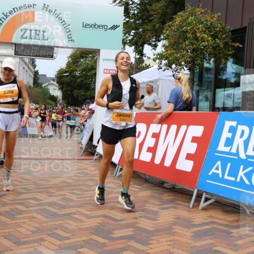31.08.2025 - 21. Blankeneser Heldenlauf Strokosch-Dieckow http://msf.ph/oto/8699973 31.08.2025 12:40:57 Ziel 5362, 5360, 5408, 5752, 5616, 4011, 4028 meine-sportfotos.de