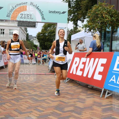 31.08.2025 - 21. Blankeneser Heldenlauf Strokosch-Dieckow http://msf.ph/oto/8699977 31.08.2025 12:40:57 Ziel 5362, 5360, 5408, 5752, 5616, 4011, 4028 meine-sportfotos.de