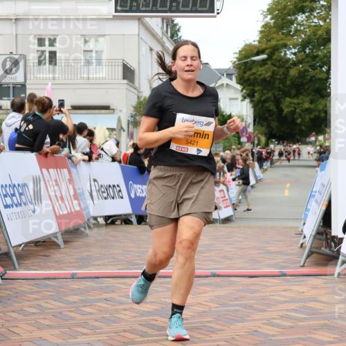 31.08.2025 - 21. Blankeneser Heldenlauf Strokosch-Dieckow http://msf.ph/oto/8699979 31.08.2025 12:53:52 Ziel 5421, 5549 meine-sportfotos.de