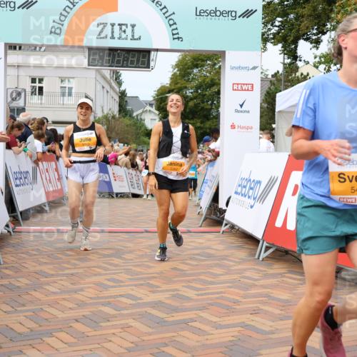 31.08.2025 - 21. Blankeneser Heldenlauf Strokosch-Dieckow http://msf.ph/oto/8699987 31.08.2025 12:40:56 Ziel 5362, 5360, 5408, 5752, 4011, 4028 meine-sportfotos.de