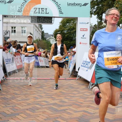 31.08.2025 - 21. Blankeneser Heldenlauf Strokosch-Dieckow http://msf.ph/oto/8699989 31.08.2025 12:40:56 Ziel 5362, 5360, 5408, 5752, 4011, 4028 meine-sportfotos.de