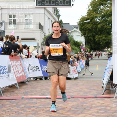 31.08.2025 - 21. Blankeneser Heldenlauf Strokosch-Dieckow http://msf.ph/oto/8699990 31.08.2025 12:53:52 Ziel 5421, 5549 meine-sportfotos.de