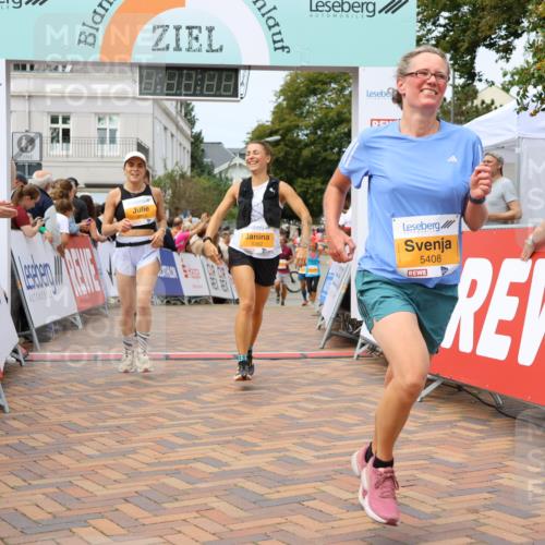 31.08.2025 - 21. Blankeneser Heldenlauf Strokosch-Dieckow http://msf.ph/oto/8699995 31.08.2025 12:40:56 Ziel 5362, 5360, 5408, 5752, 4011, 4028 meine-sportfotos.de