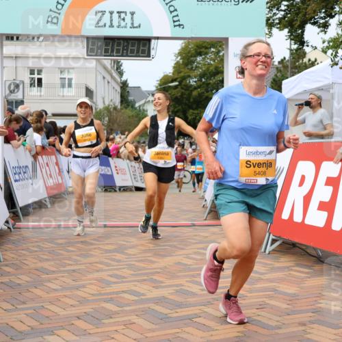 31.08.2025 - 21. Blankeneser Heldenlauf Strokosch-Dieckow http://msf.ph/oto/8699997 31.08.2025 12:40:56 Ziel 5362, 5360, 5408, 5752, 4011, 4028 meine-sportfotos.de