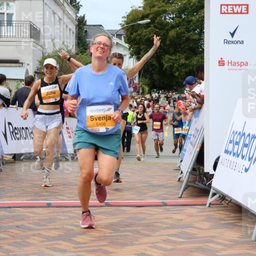 31.08.2025 - 21. Blankeneser Heldenlauf Strokosch-Dieckow http://msf.ph/oto/8700001 31.08.2025 12:40:54 Ziel 5362, 5360, 5408, 5752, 4011 meine-sportfotos.de