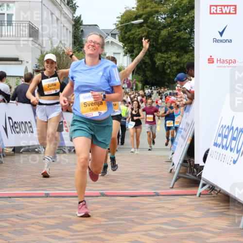 31.08.2025 - 21. Blankeneser Heldenlauf Strokosch-Dieckow http://msf.ph/oto/8700002 31.08.2025 12:40:54 Ziel 5362, 5360, 5408, 5752, 4011 meine-sportfotos.de